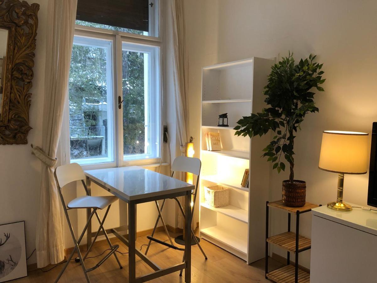 Brandnew - Executive 1 Apartment