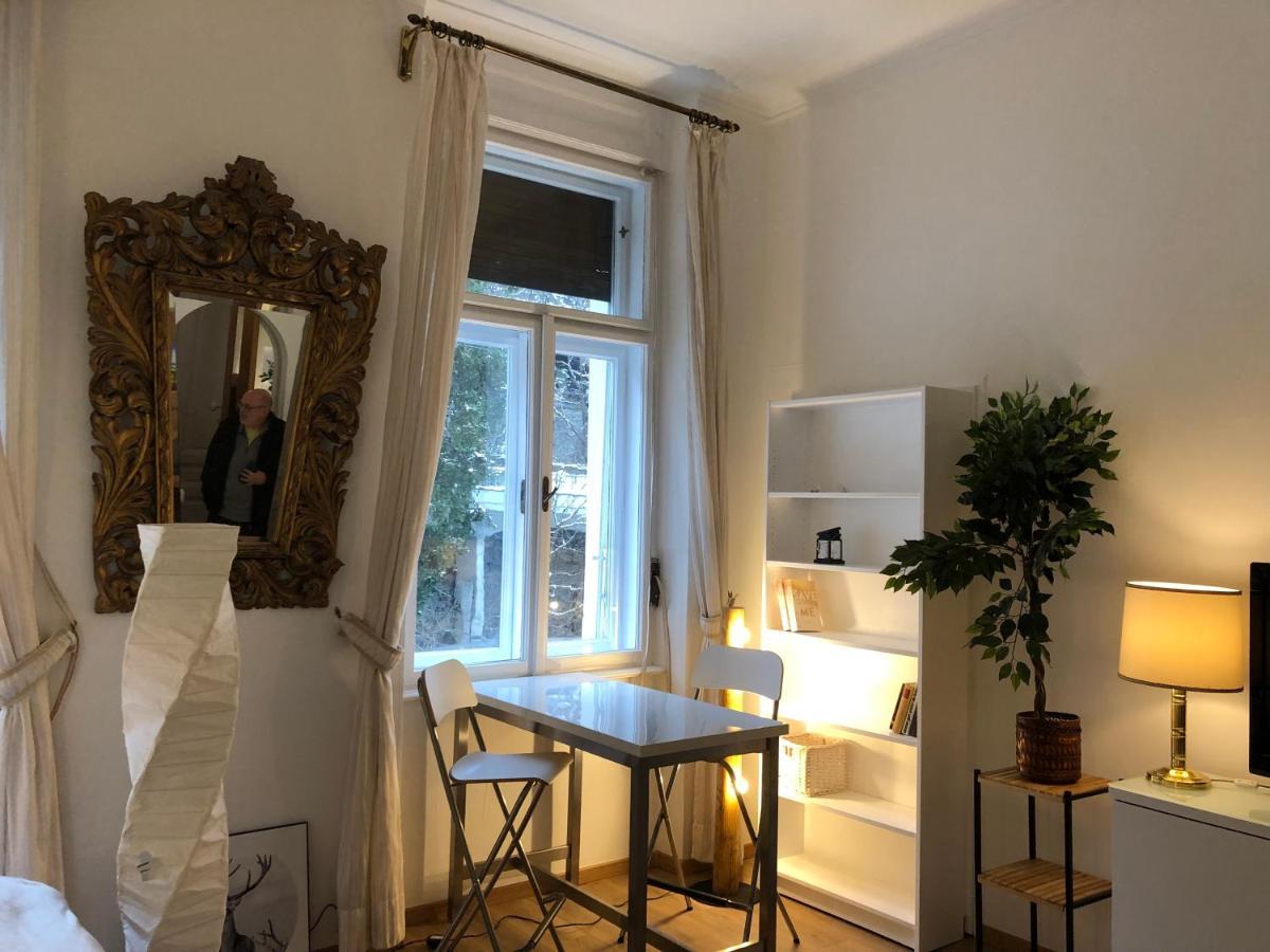 Brandnew - Executive 1 Apartment *