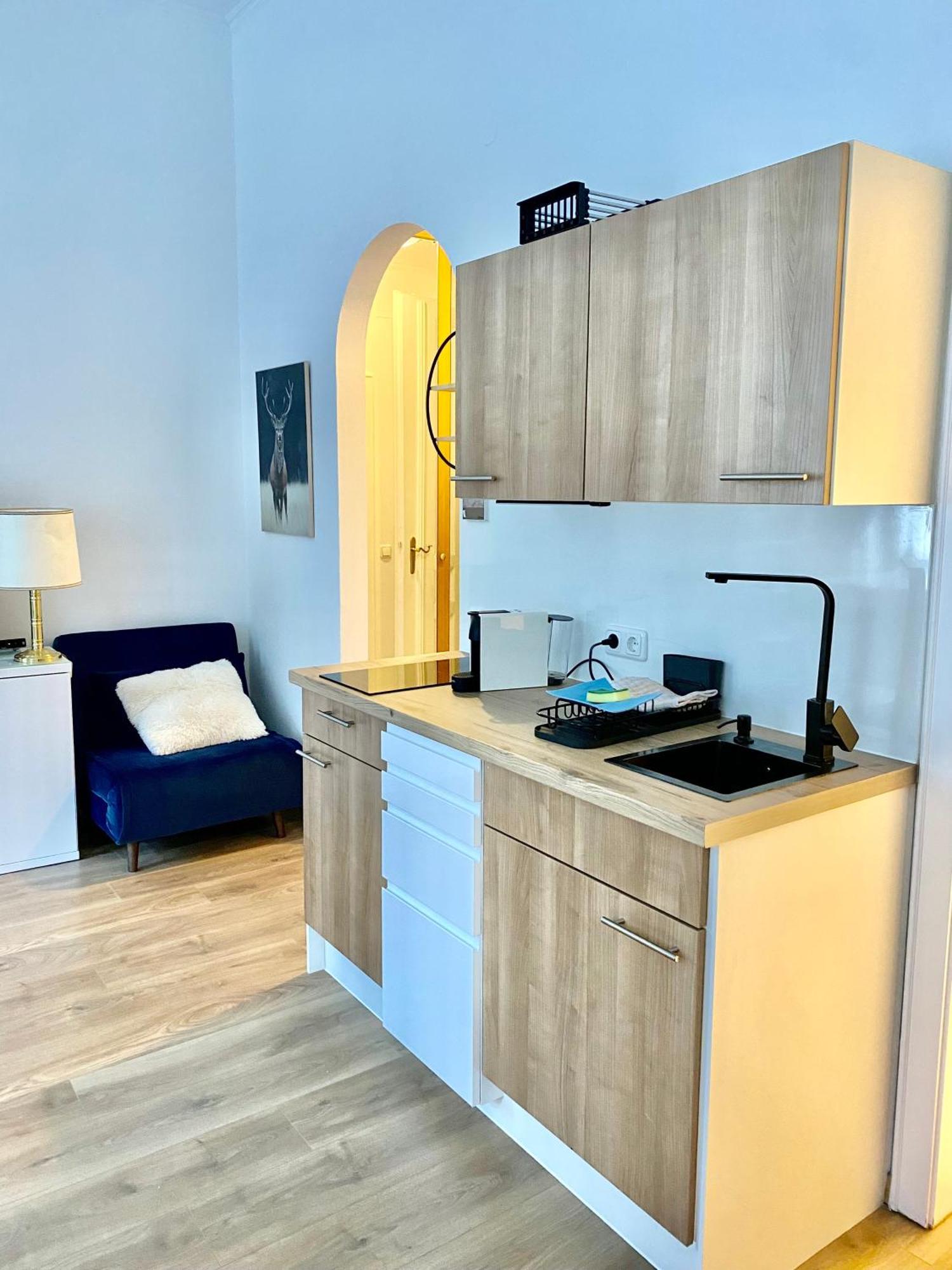 Brandnew - Executive 1 Apartment *